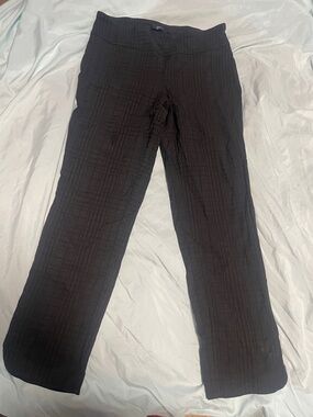 Women's Black Textured Straight-Leg Pants